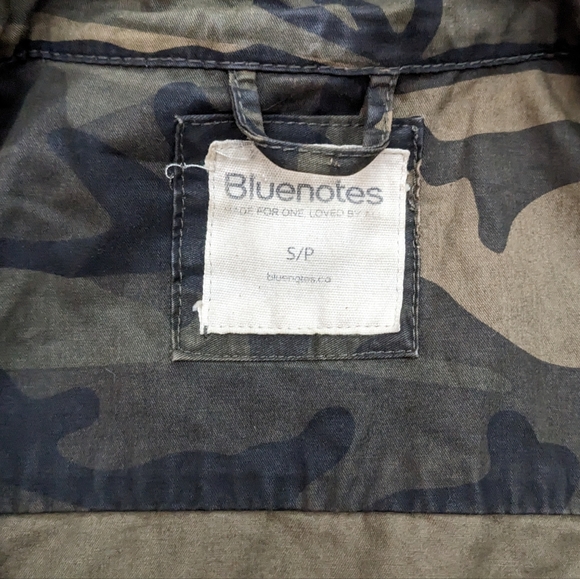 (2/$25) Bluenotes ruched waist drawstring hooded camo jacket (flawed) - Picture 8 of 14
